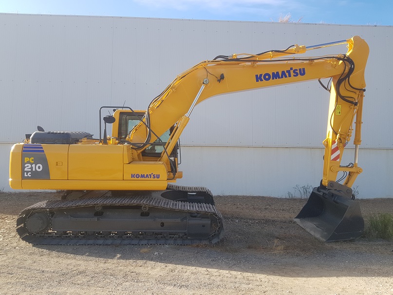 KOMATSU PC210LC-8 (14)