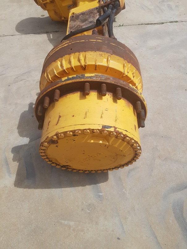 VOLVO A40D (4)